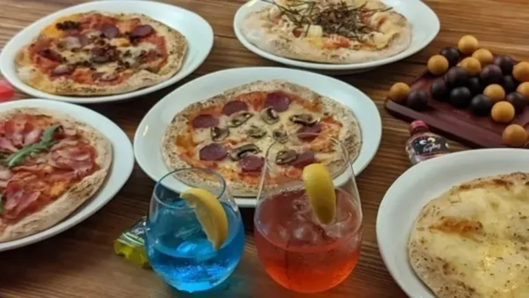 하루카스 300 전망대 트립닷컴 특가로 예매하고 오사카 Miyakojima  여행 맛집 — Bar&Amusement Peony Kyobashi 예약 …